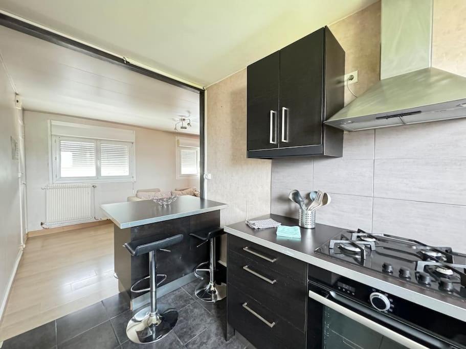 Appartement F2 Proche Axes Principaux - Claude Guichard Clermont-Ferrand Exterior photo